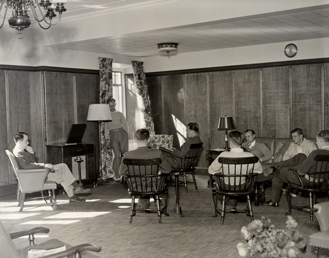 ca. 1950s Interior of East Quad Lounge UM Alumni Association HS9212-crop.jpg